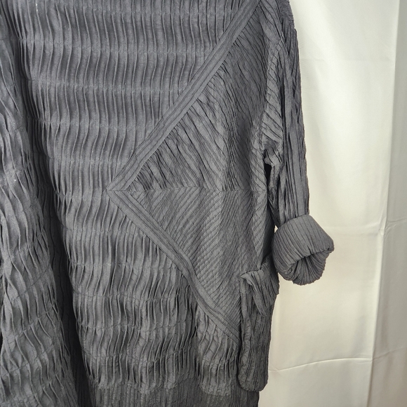 Moyuru Japan Oversized Light Coat - L in EUC - Picture 11 of 15